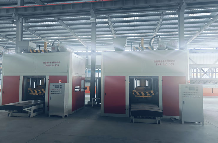 全自動水平開型熱芯機